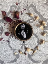 TheConjuredRoseSolid_opheliasaltar